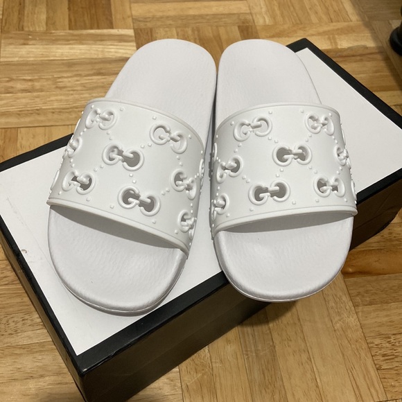 Gucci Shoes Gucci Womens Rubber Gg Slide Sandal Size 37 Poshmark